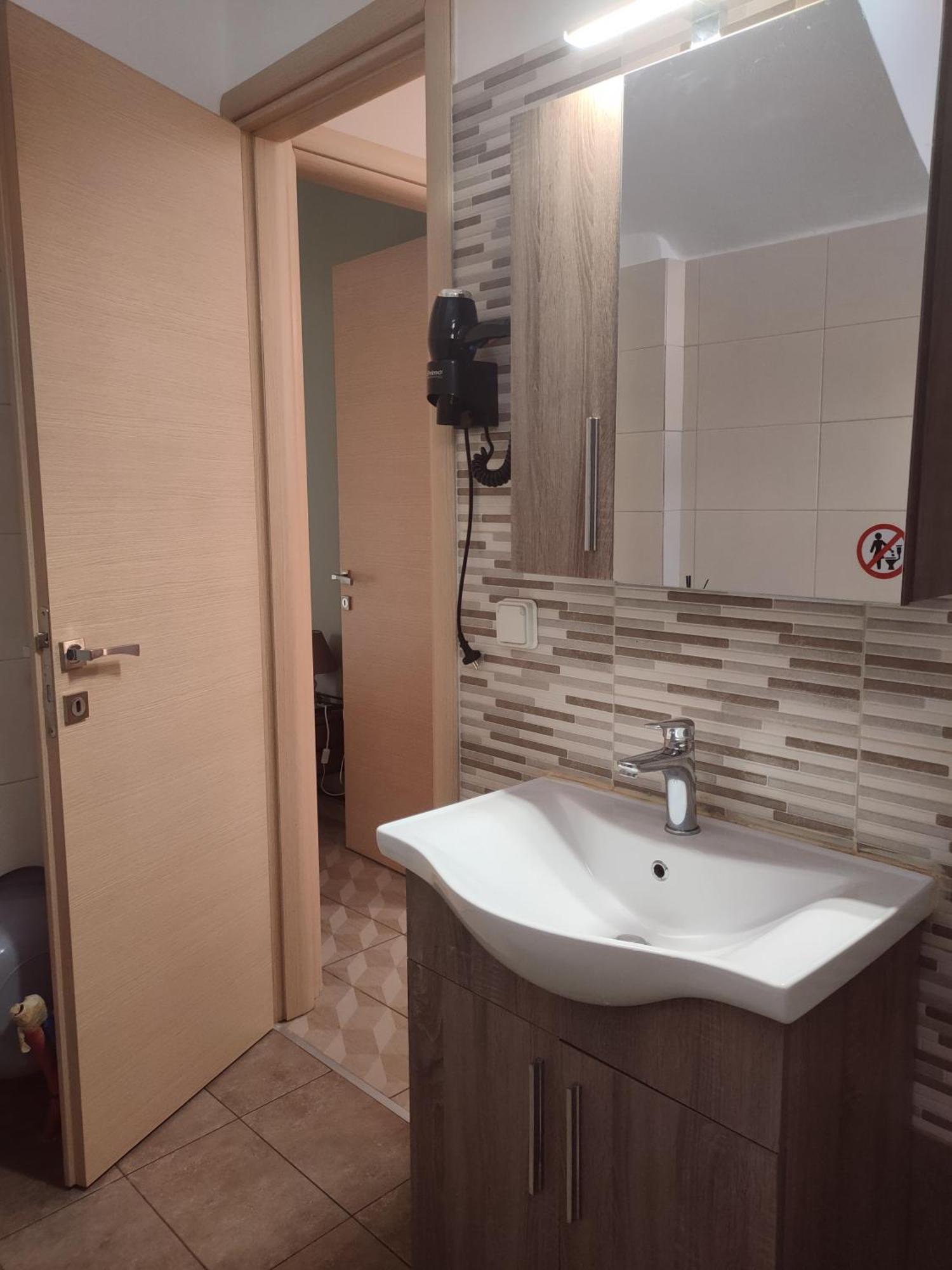 Modern House In Mytilene Center Apartment Ngoại thất bức ảnh